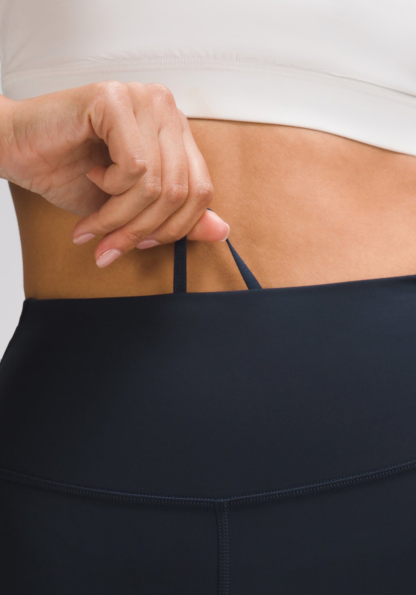 Fast and Free High-Rise Tight 25” Pockets